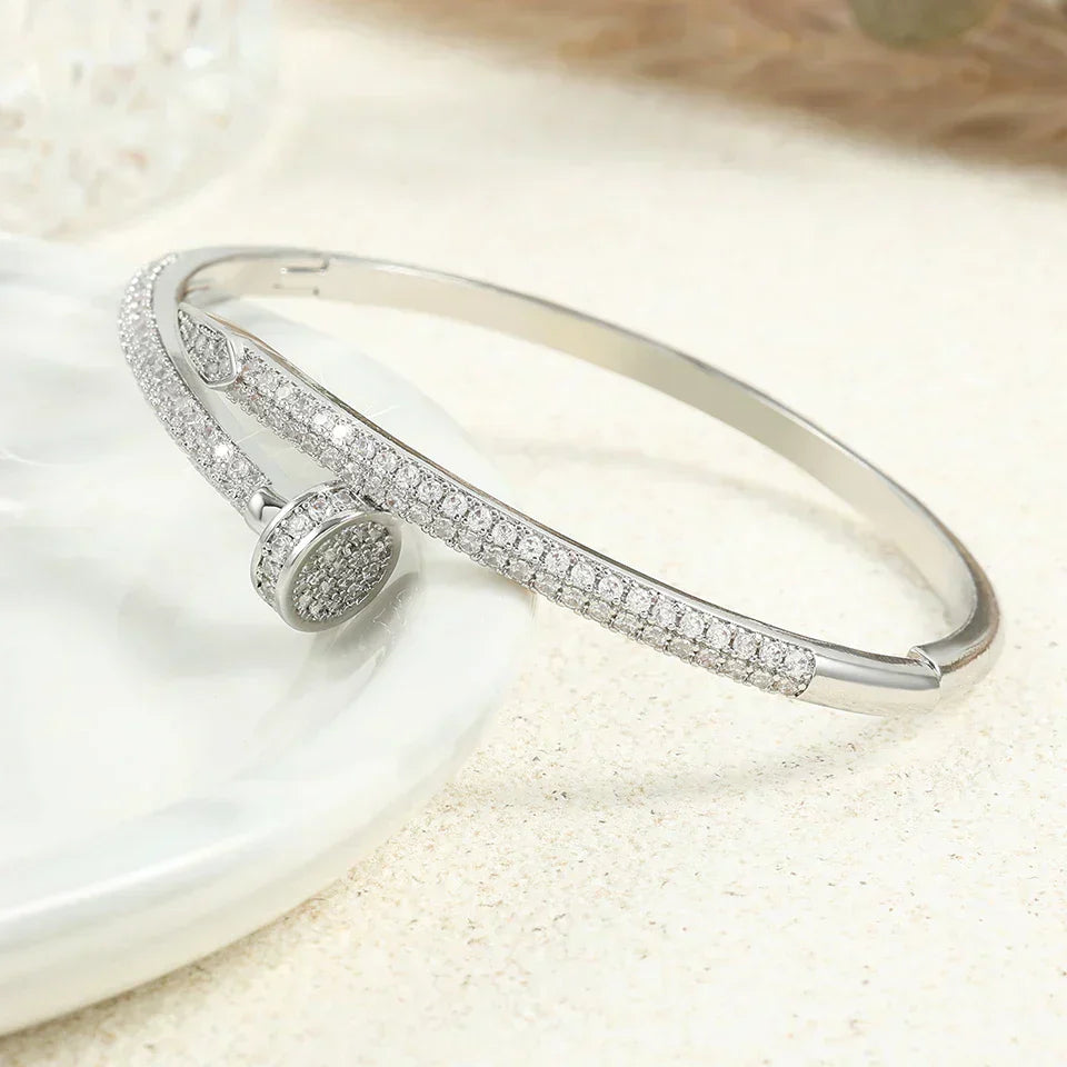 Bracelet jonc clou précieux doré