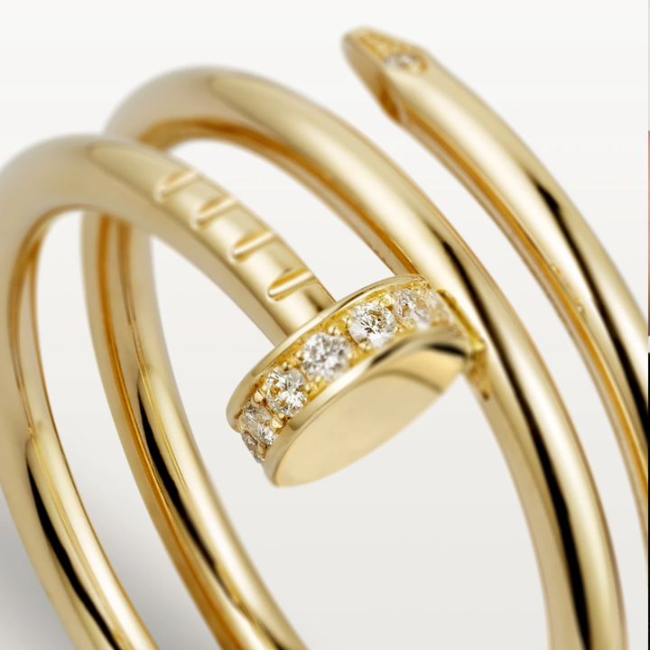 Bague dorée effet clou superposé