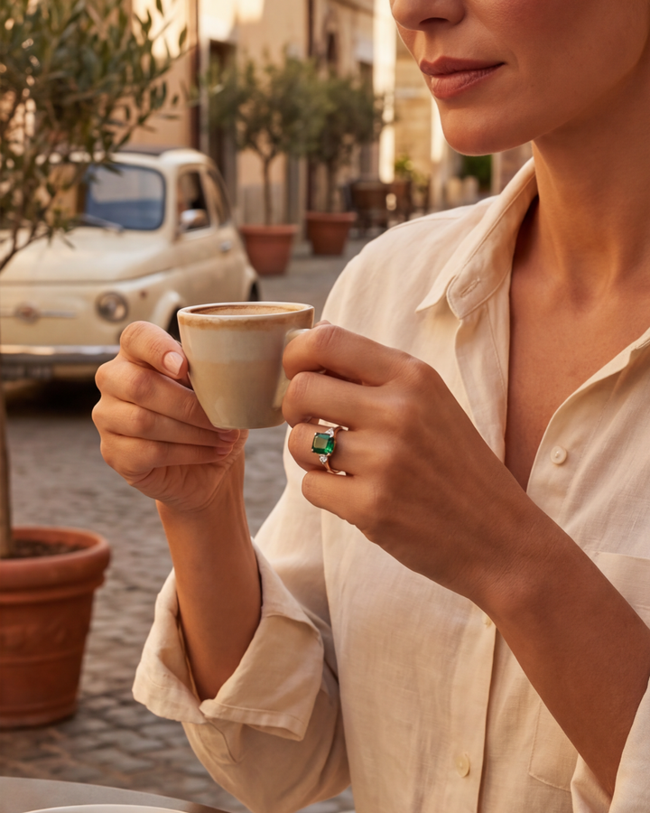 Berthe | Bague avec une pierre verte