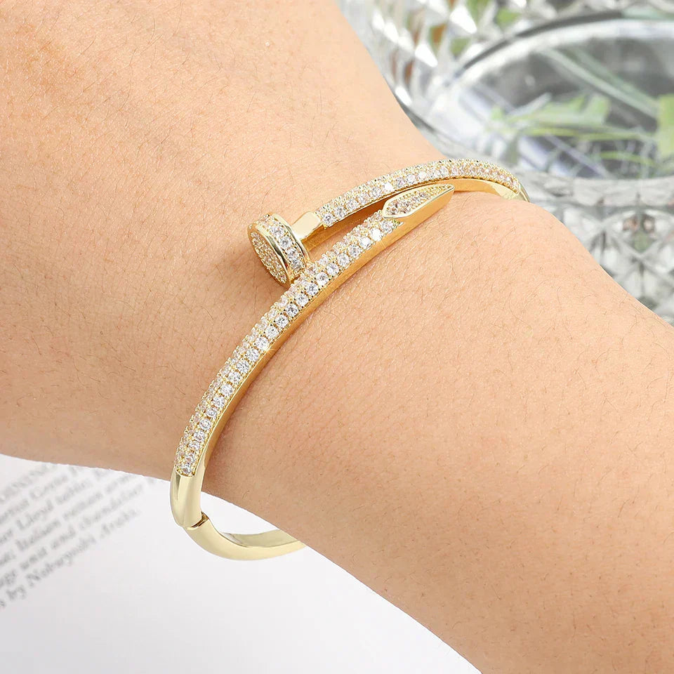 Bracelet jonc clou précieux doré