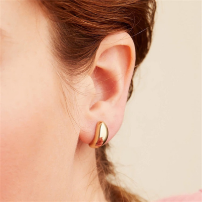 Boucles d'oreilles puces dômes dorées Celeste