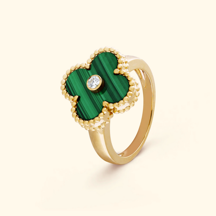 Bague dorée trèfle ajustable