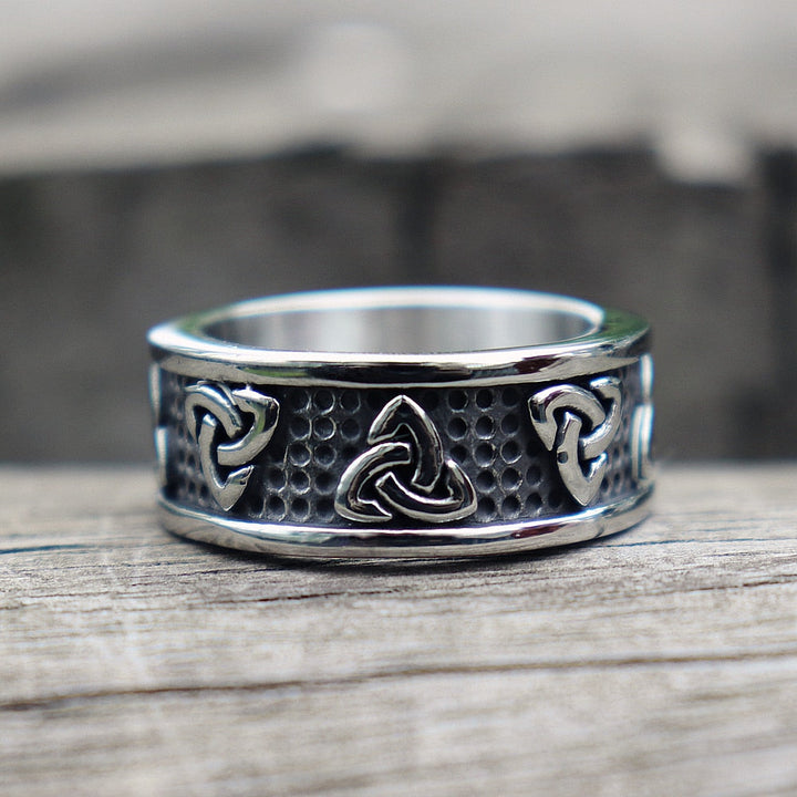 Bague Noeud Celtique ? Élégance et Symbolisme Durable 0