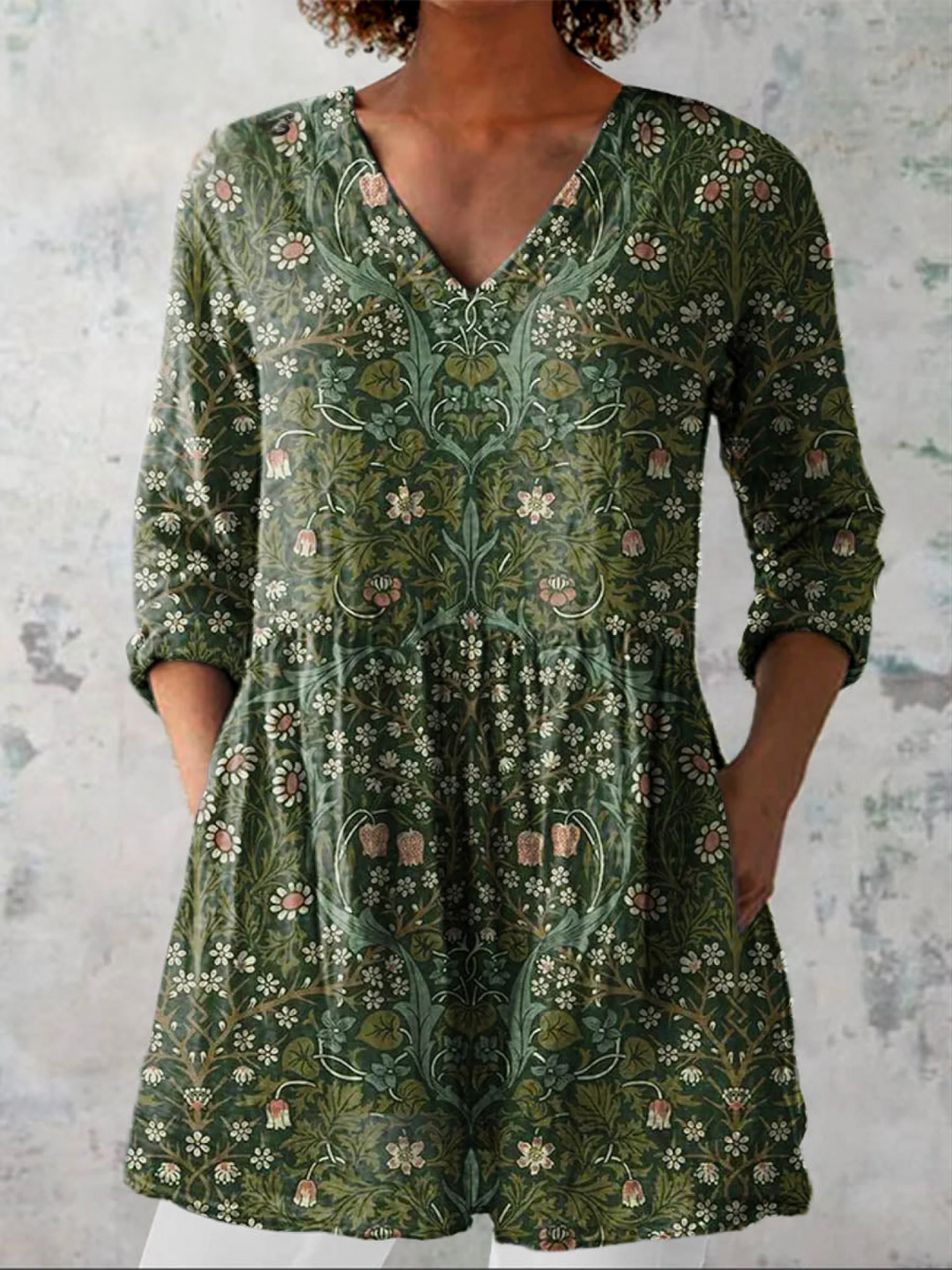 Blouse Femme Longue ? Élégance et Liberté au Quotidien 0