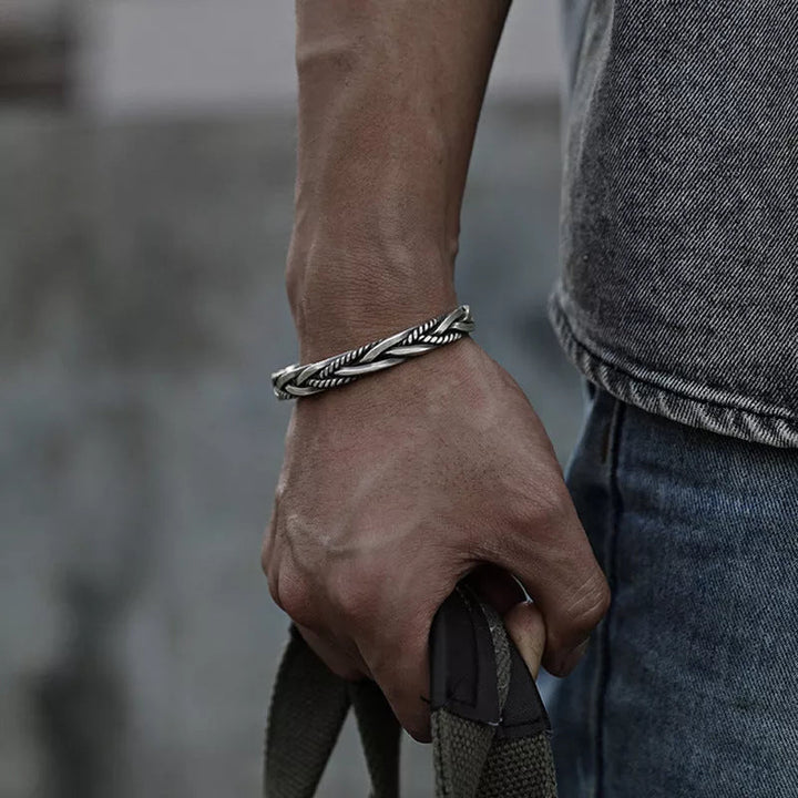Bracelet Tressé Homme Cuir ? Élégance Durable Pour Votre Style Quotidien 2