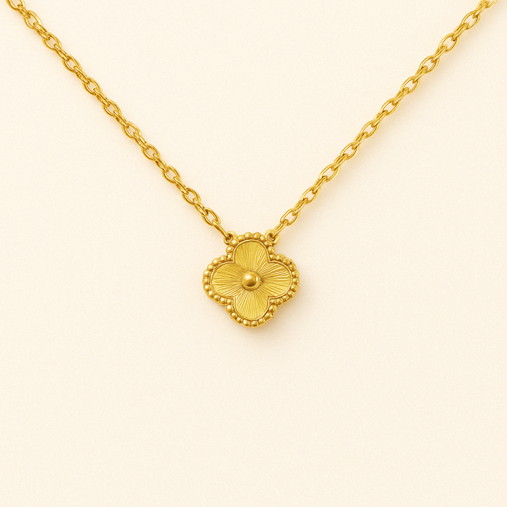 Collier trèfle noir doré