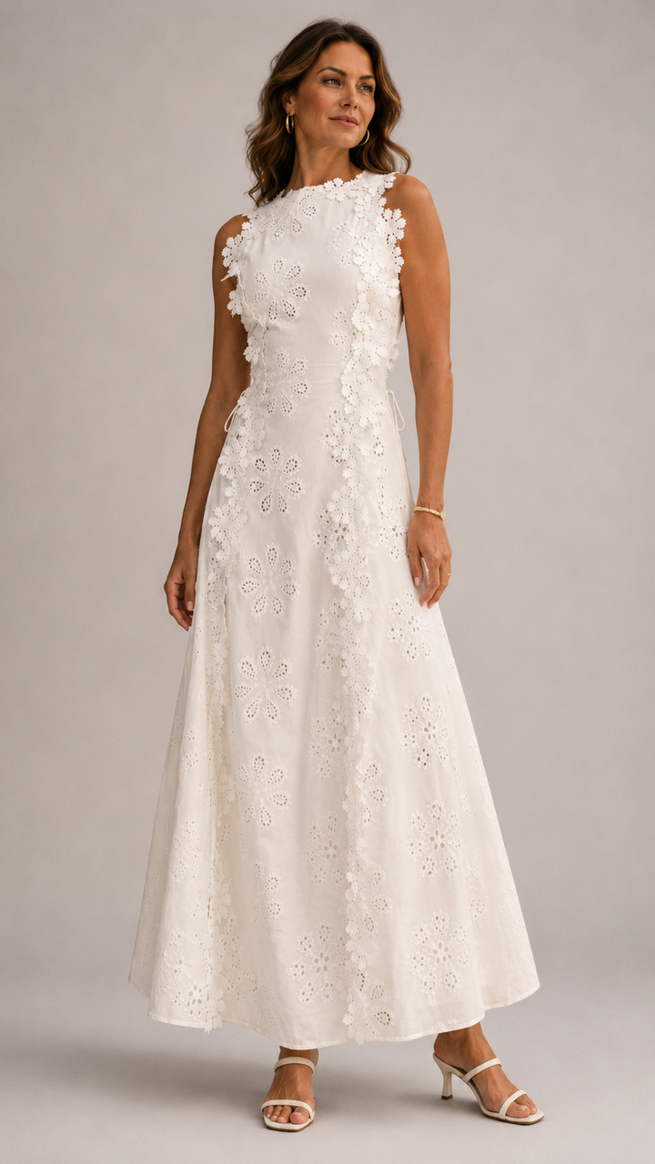 Dana | La robe maxi brodée à l'élégance romantique