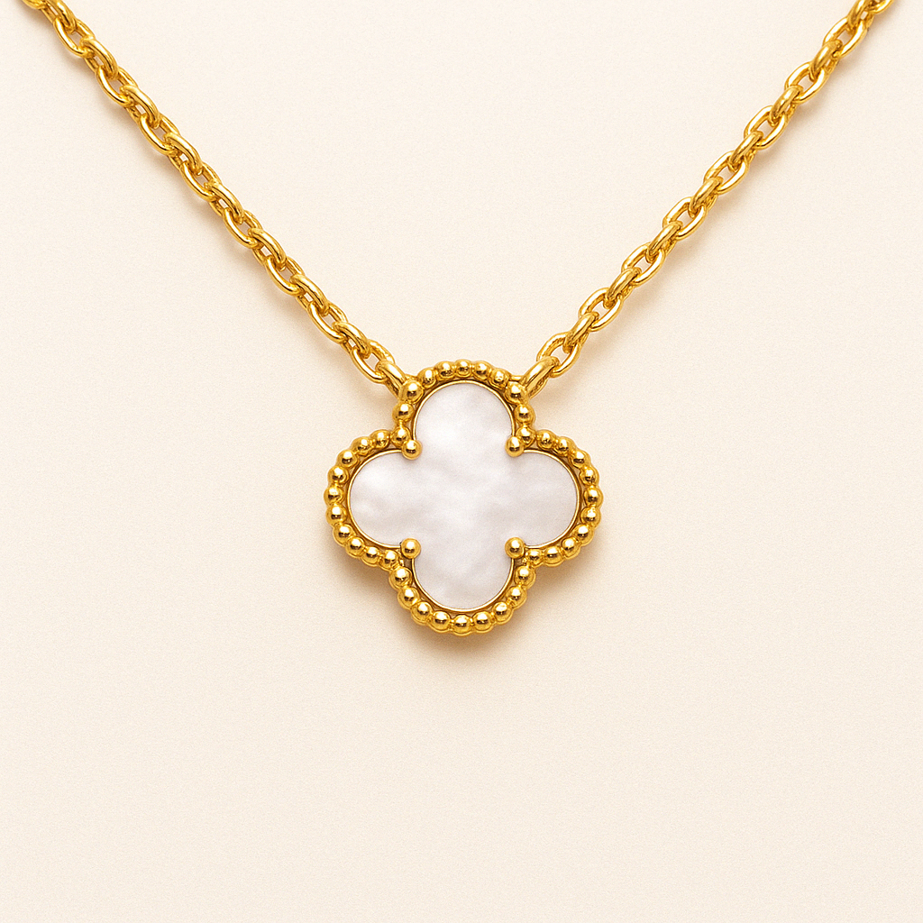 Collier trèfle noir doré