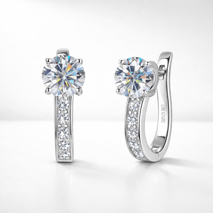 Louise | Boucles d'oreilles Huggie en Moissanite Kanal