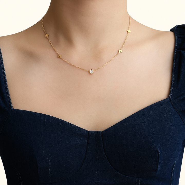 Collier délicat Carrie Clover
