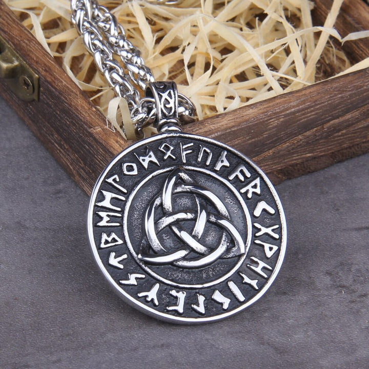 Collier Viking Vegvisir ? Élégance et Force pour Votre Style Unique 4
