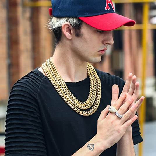 Collier en Acier Inoxydable ? Élégance Durable et Charme Unique 4