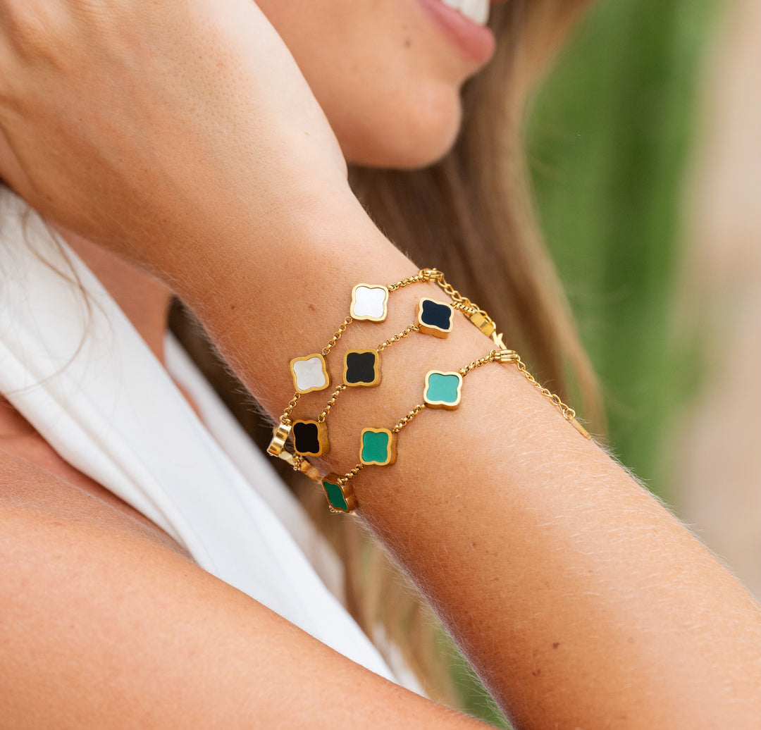 Bracelet trèfle doré élégant