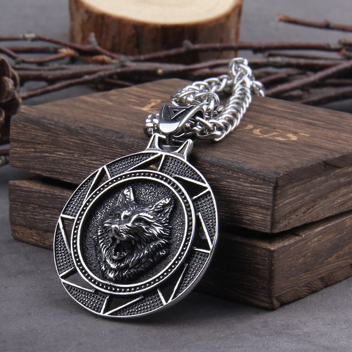 Pendentif Homme Viking ? Affirmez Votre Force et Votre Élégance 0