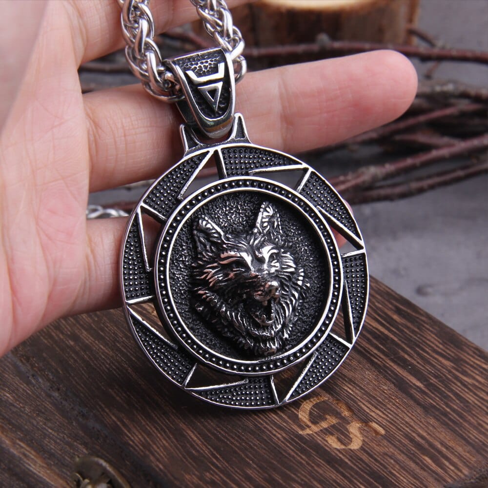 Pendentif Homme Viking ? Affirmez Votre Force et Votre Élégance 6