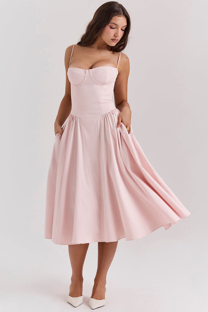 Robe Longue Femme ? Élégance et Confiance en Toutes Occasions 10