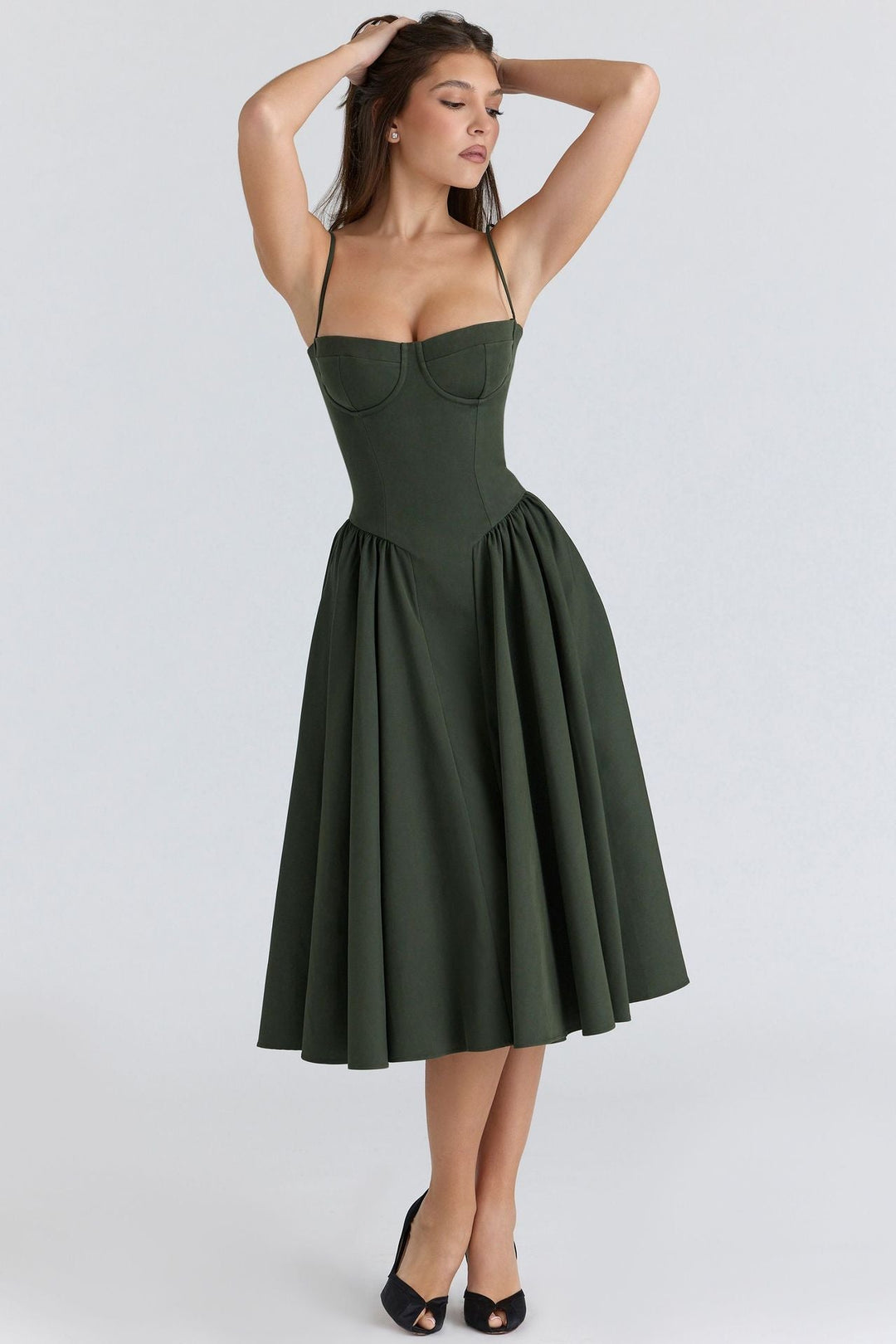 Robe Longue Femme ? Élégance et Confiance en Toutes Occasions 13