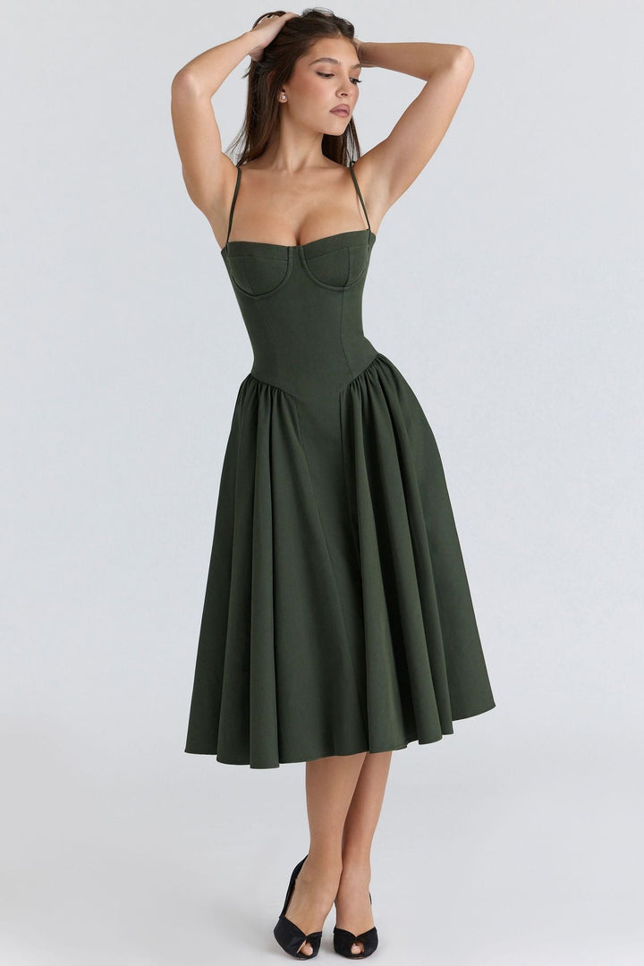 Robe Longue Femme ? Élégance et Confiance en Toutes Occasions 13