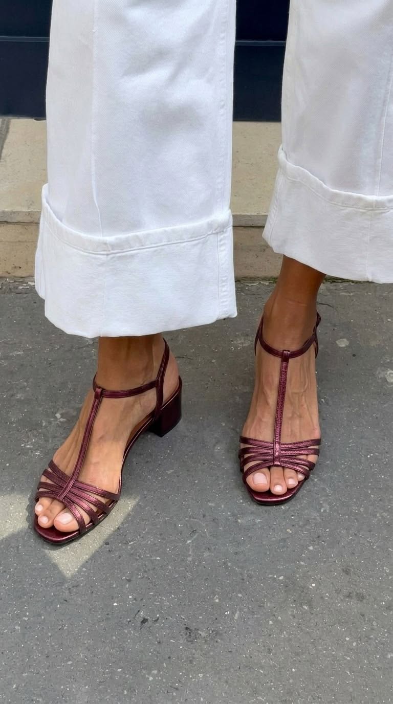 Sandales Dorées Marisa ? Élégance Confortable pour Toute la Journée 3