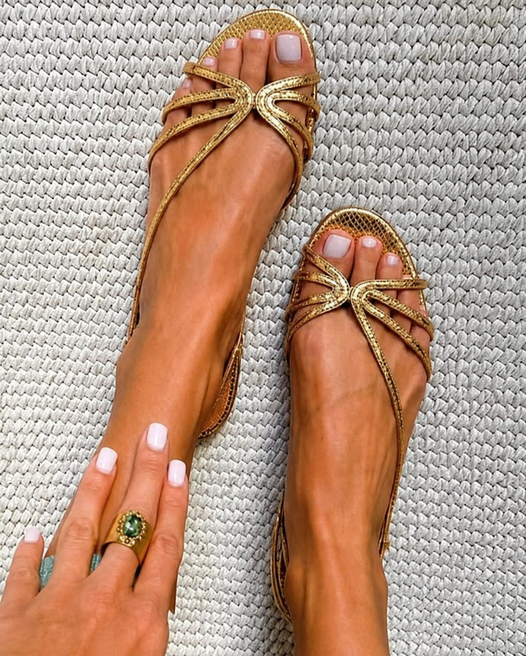 Sandales Femme Dorées ? Élégance et Confort pour un Été Éclatant 0