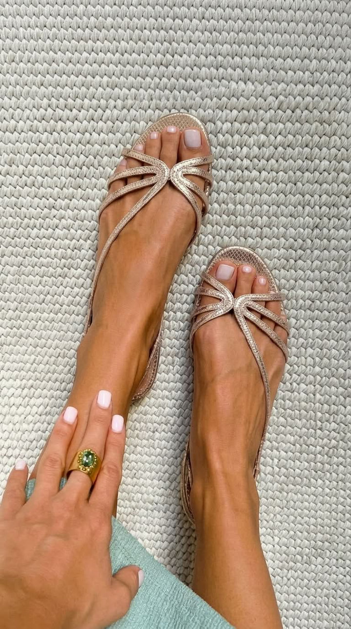 Sandales Femme Dorées ? Élégance et Confort pour un Été Éclatant 6