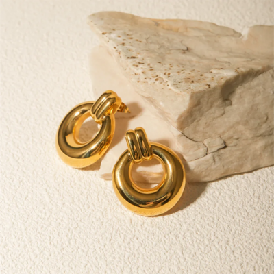 Boucles d'oreilles dorées vintage Hampton