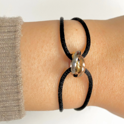 Bracelet cordon noir Trinity